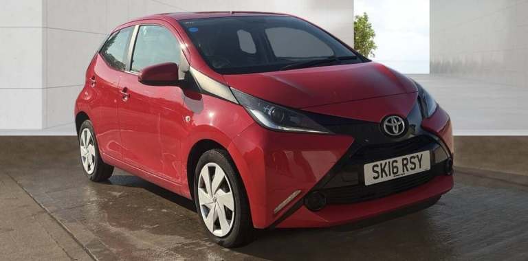 2016 Toyota AYGO 1.0 VVT-i X-Play 5dr HATCHBACK PETROL Manual