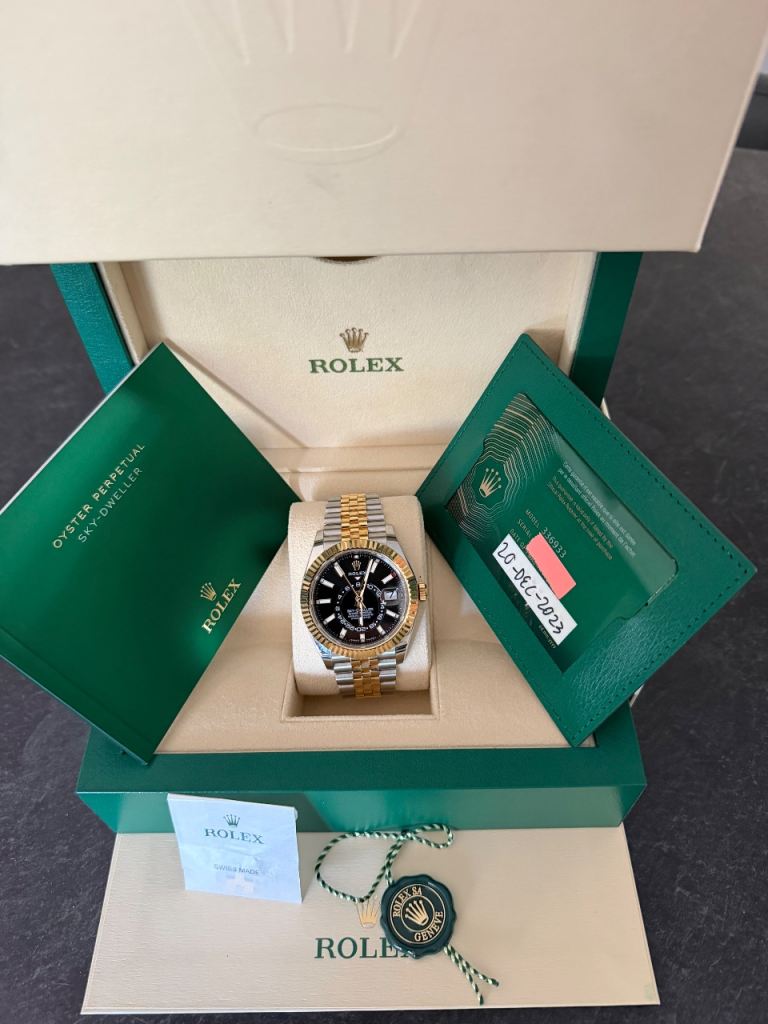 Rolex sky dweller bi-metal 2023 