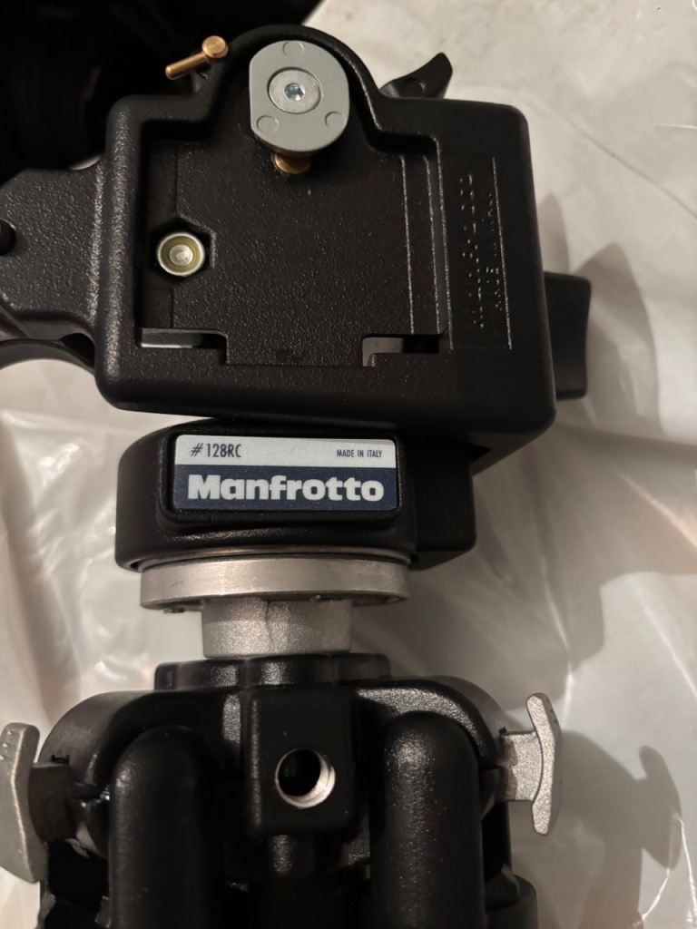 Manfrotto Camera Tripod
