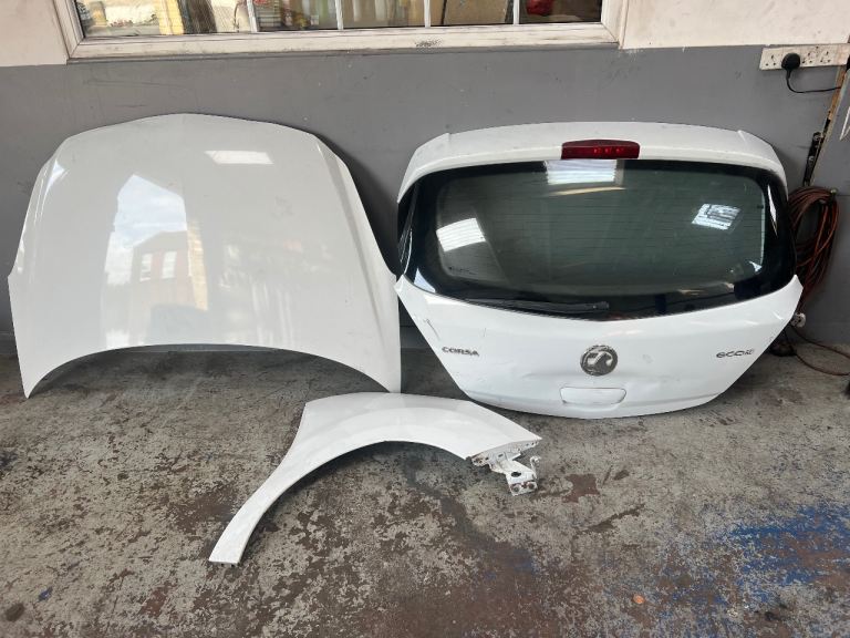 Vauxhall corsa 2017 bonnet rear rail gate wing job lot 