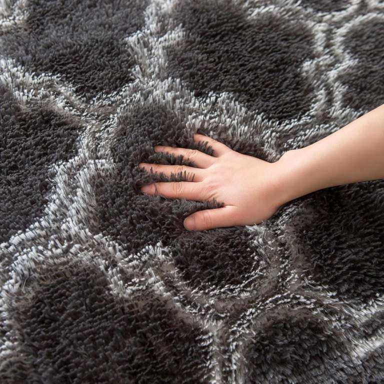 Black with Greyish White Fluffy Soft Rug Stain Resistant with Anti Slip Backing (120x180 cm)