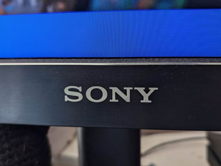 SONY Bravia 46 inch Full HD 3D tv with SONY 3d glasses