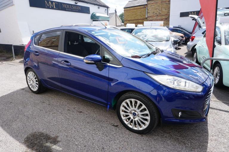 2015 Ford Fiesta 1.0T EcoBoost Titanium Euro 6 (s/s) 5dr HATCHBACK Petrol Manual