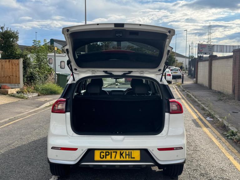 2017 Kia Niro 1.6h GDi 3 DCT Euro 6 (s/s) 5dr ESTATE Petrol/Electric Hybrid Automatic