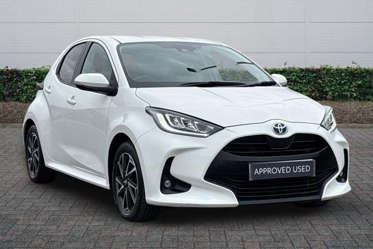 2022 Toyota Yaris 1.5 Hybrid Design 5dr CVT Hatchback Hybrid Automatic