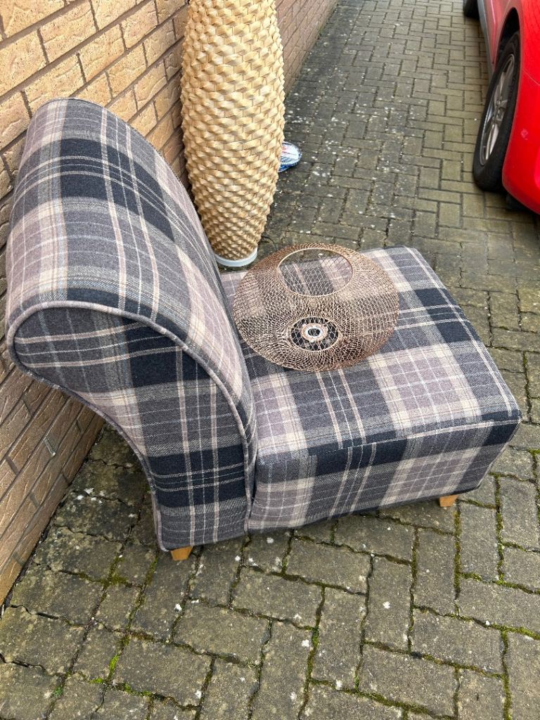 Chair - FREE TO PICK UP