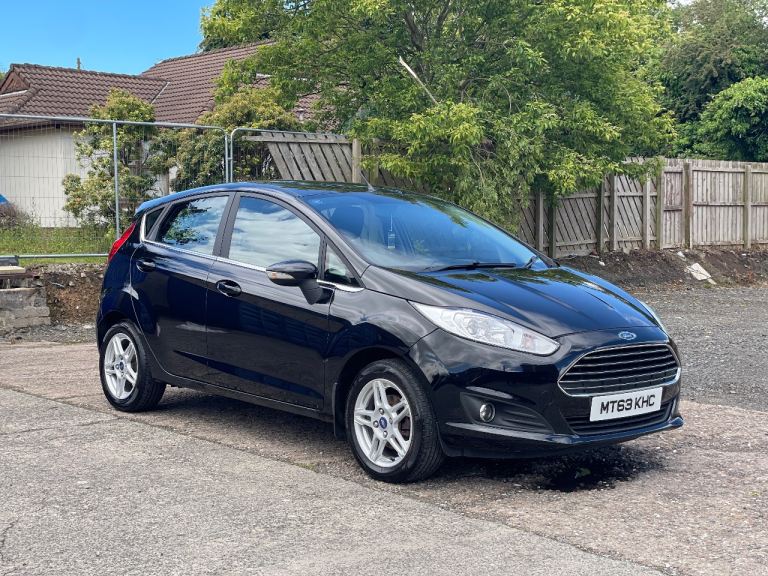 2013 Ford Fiesta 1.25 Zetec (Corsa, a1, Leon, golf, 208, 308, swift, Megane, Clio)