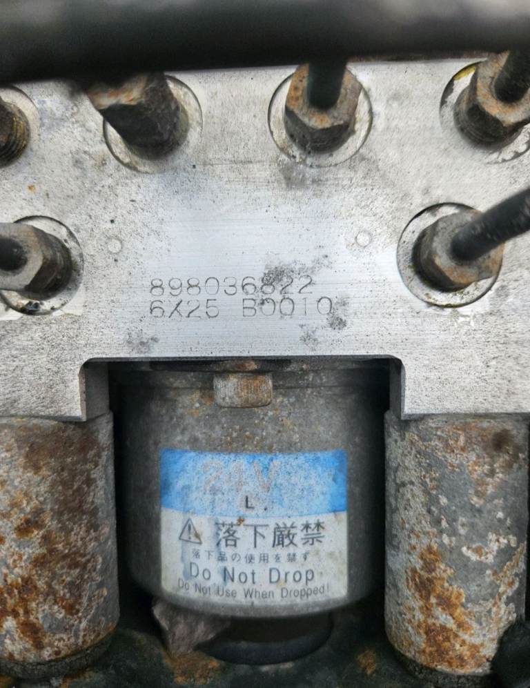 Isuzu NQR ABS Pump 898036822 Sumitomo Electric 7.5 Tonne Truck Breaking 