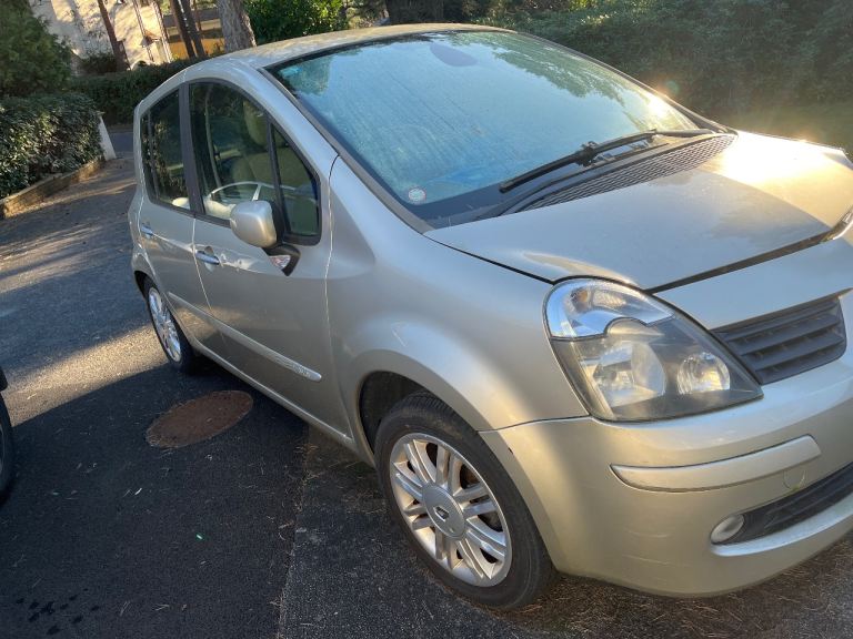 Renault Modus 2007 38,000 miles for spares or repairs
