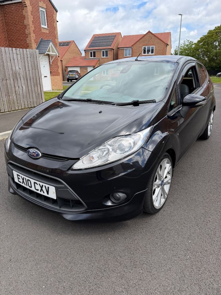 2010 Ford Fiesta Zetec S 1.6 Petrol 11 Months Mot Low Miles Full Service Excellent Condition Car