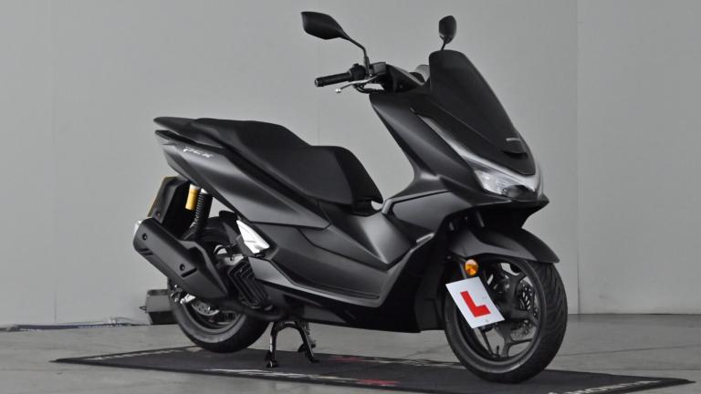 2025 Honda PCX WW125SSED (25MY) Scooter PETROL Automatic