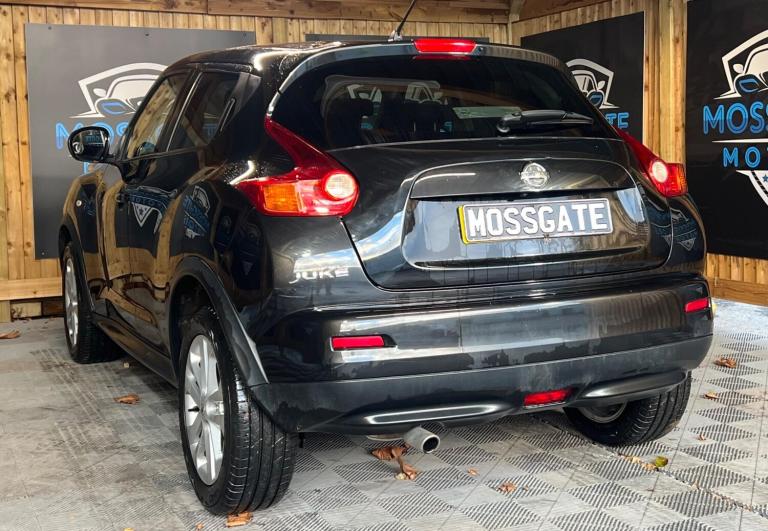2013 Nissan Juke 1.6 Acenta 5dr CVT [Premium Pack] HATCHBACK PETROL Automatic