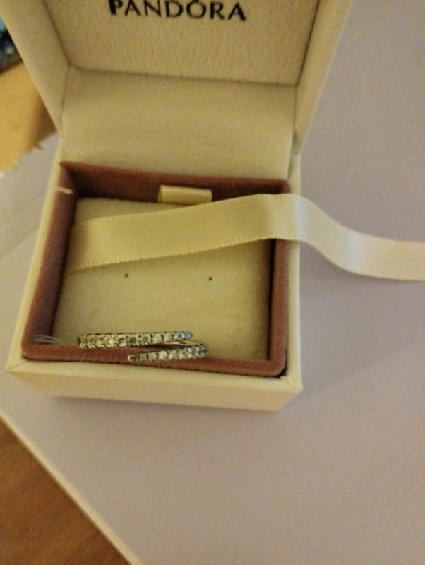 Stunning pandora ring size 52 