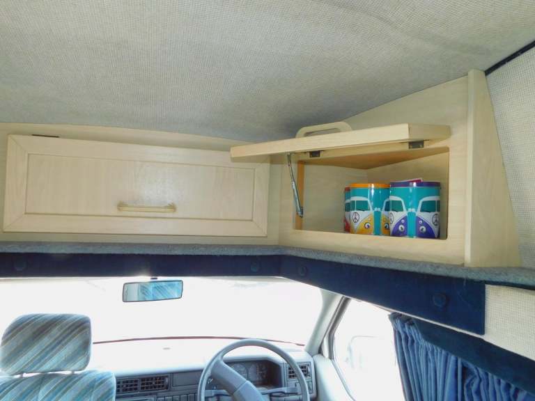 VW 2.0 Petrol Holdsworth Villa 2 Plus 2 Berth Campervan for sale