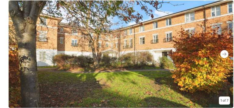 Ground floor flat in Springfield Court, Ilford, Free Parking Free Water