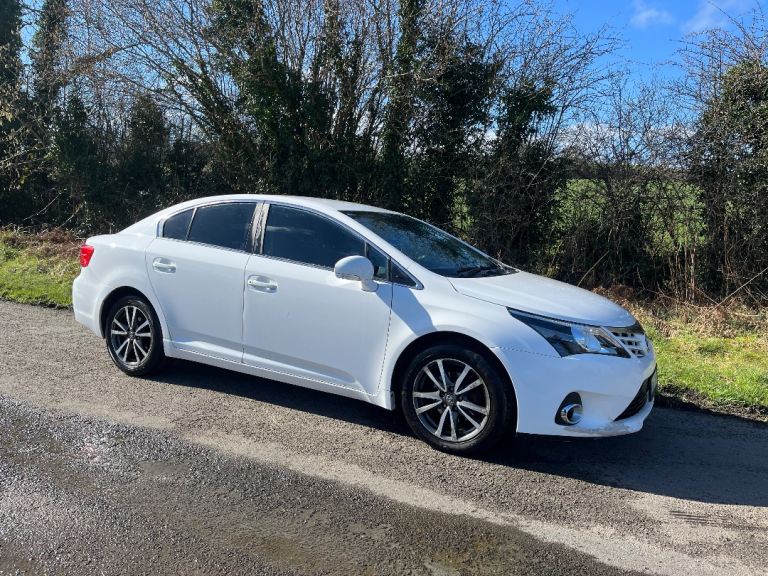 Toyota, AVENSIS, Saloon, 2013, Manual, 1998 (cc), 4 doors