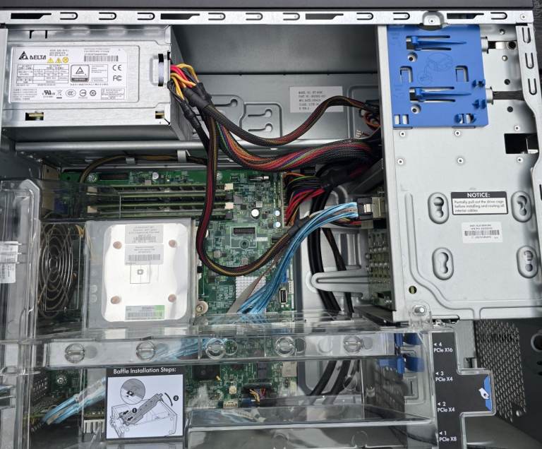 HP ProLiant ML30 Gen9 TWR – Xeon E3-1220 v5 | 64GB RAM | 3x TB DataCenter SSD's