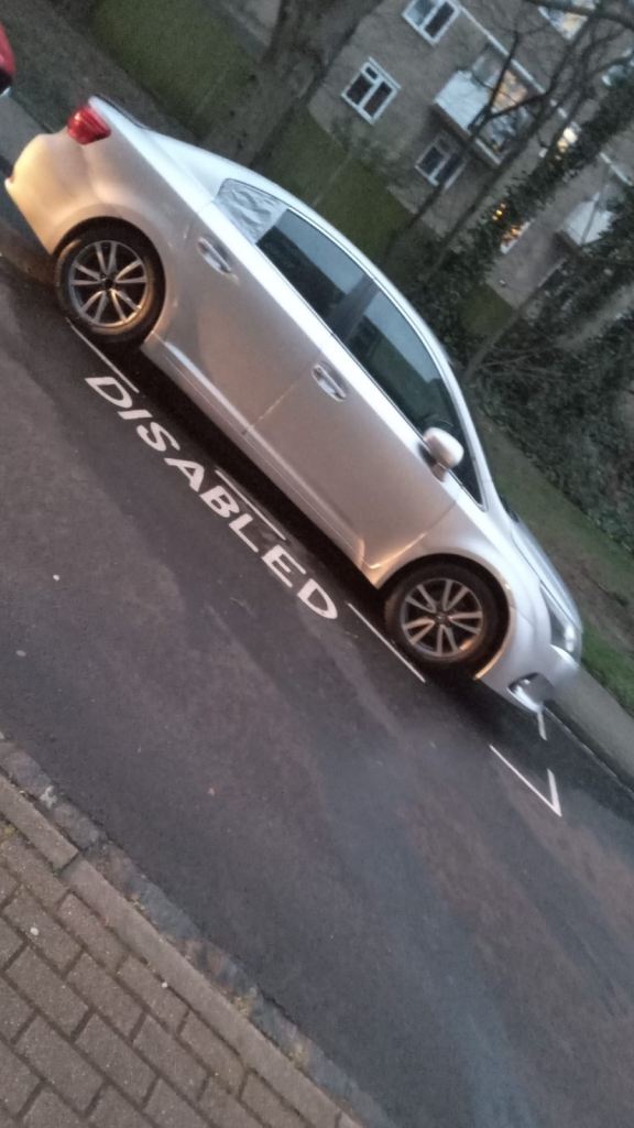 Toyota, AVENSIS, Saloon, 2013, Semi-Auto, 1798 (cc), 4 doors