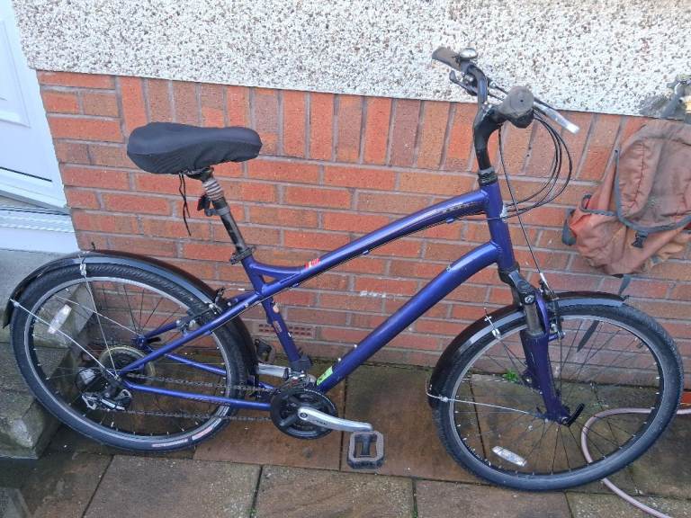 Specialized globe bicycle 