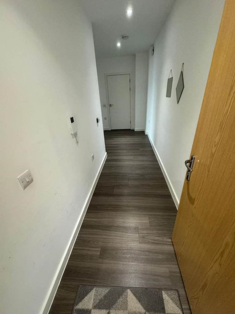 2 bedroom flat in Flat , Caledonian Building, Mill Hill