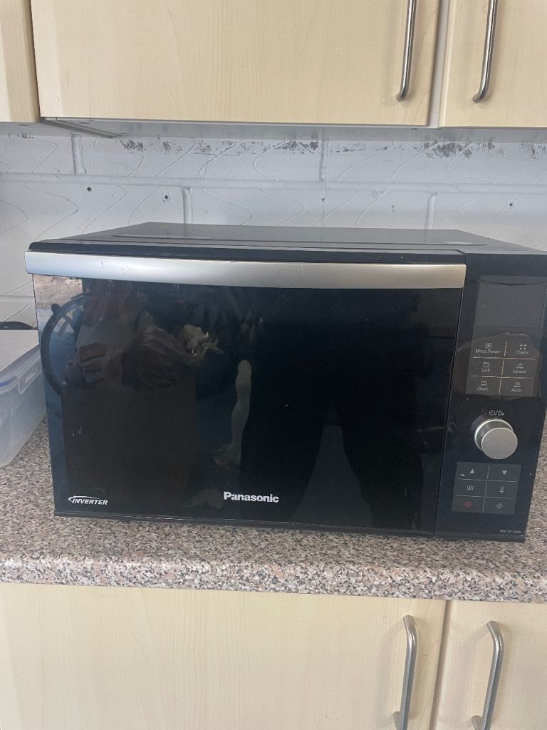 Panasonic Inverter Microwave Oven - Black, Good Condition