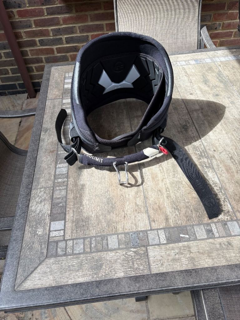 Promote T-T Waist Harness L 34-36 – Good Condition