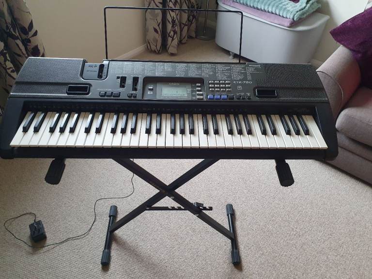 Casio CTK-720 Electronic keyboard
