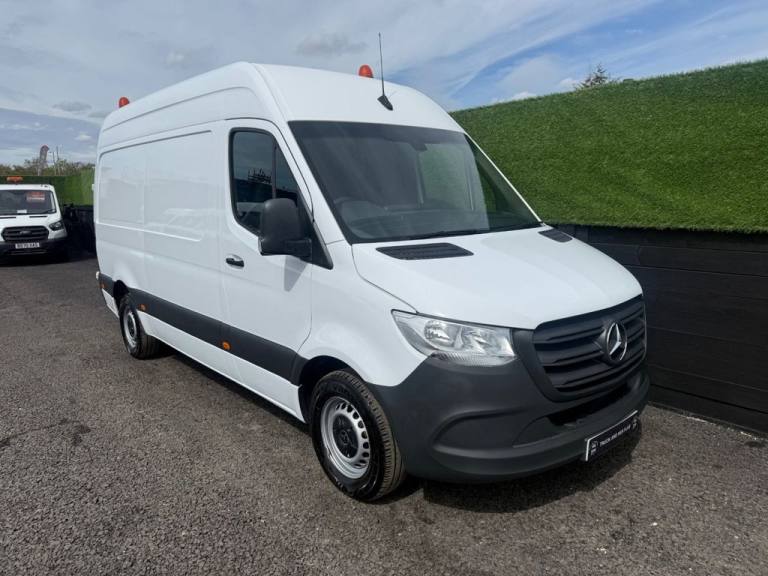 2021 Mercedes-Benz Sprinter 3.5t H2 Progressive Van PANEL VAN DIESEL Manual