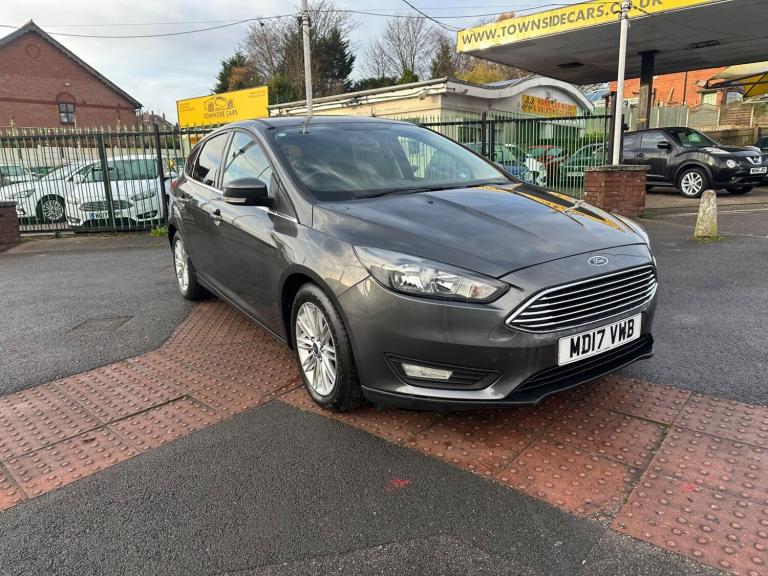 2017 Ford Focus 1.0T EcoBoost Zetec Edition Euro 6 (s/s) 5dr HATCHBACK Petrol Manual