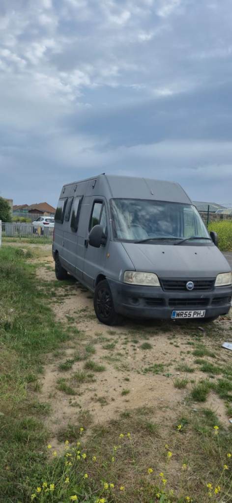 Camper