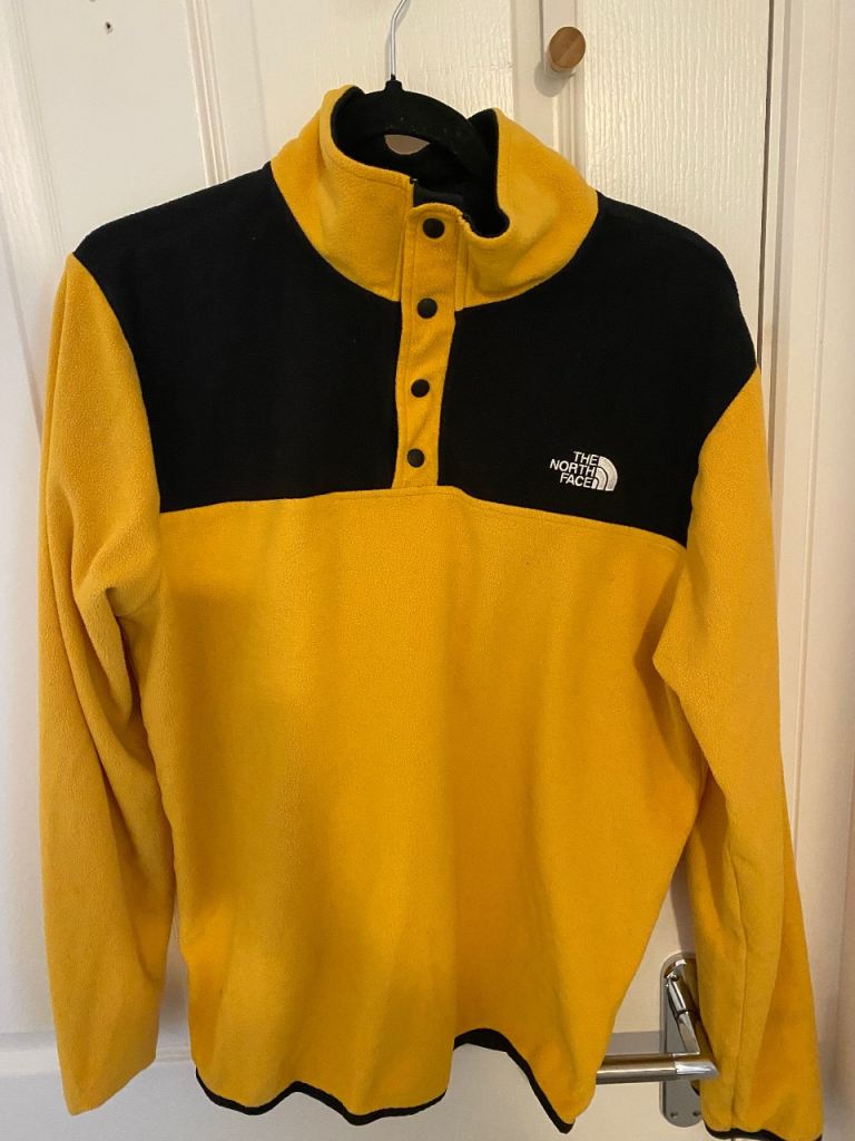 Men’s North Face quarter zip fleece 