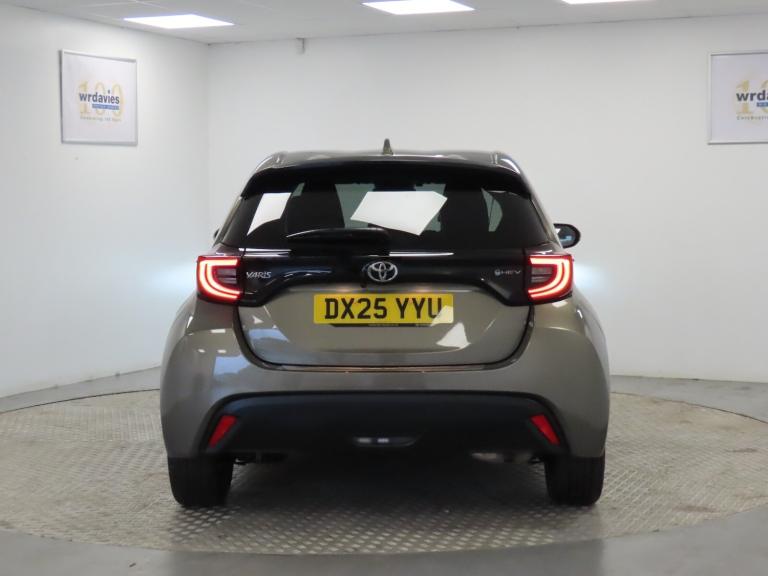 2025 Toyota Yaris 1.5 Hybrid Design 5dr CVT Hatchback Hybrid Automatic