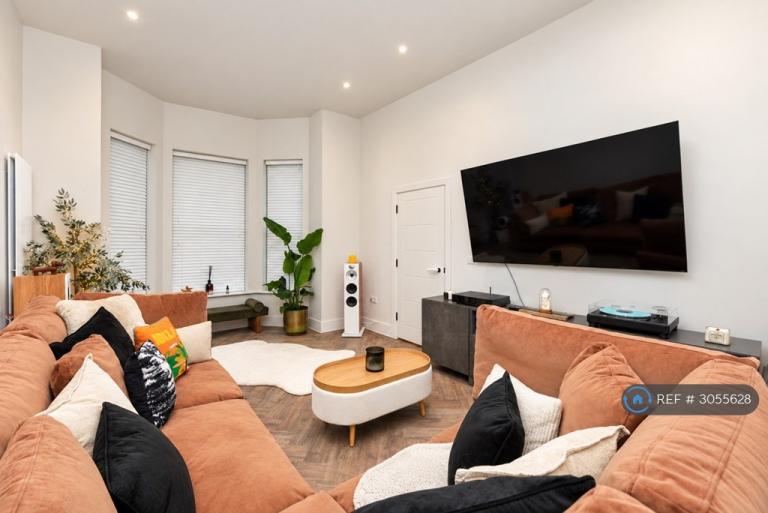 1 bedroom in Spencer Road, Southsea, PO4 (#3055628)