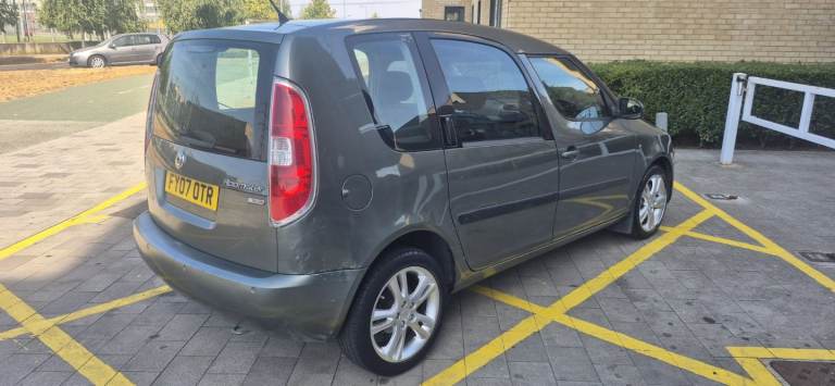 Skoda, ROOMSTER, MPV, 2007, Automatic 1598 (cc), 5 doors
