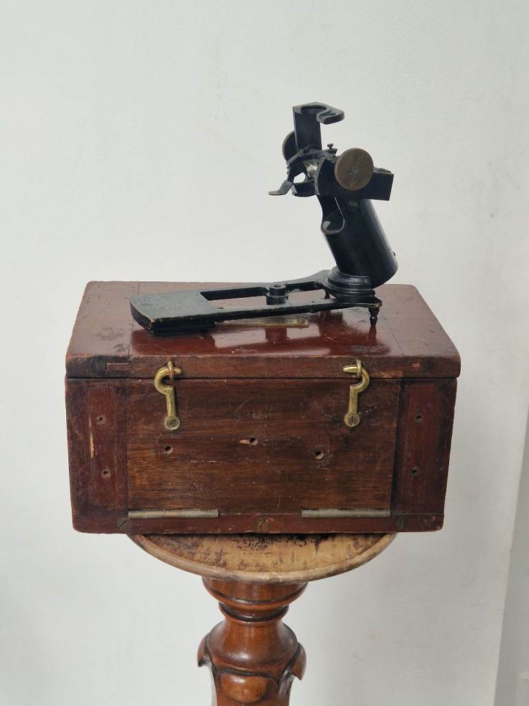 Rare Antique Royal Navy Azimuth Mirror Patt 2722 by F. Smith & Son Southampton with Original Case