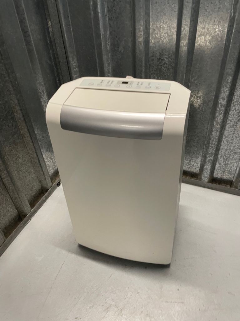 High - performance Sanyo APD-12HR portable air conditioner SPRING SALE - DIGITAL DISPLAY + REMOTE