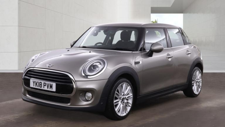 MINI HATCH 1.5 5-Door Hatch Cooper D 2018