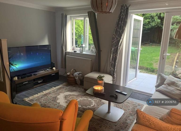 3 bedroom house in Pendle Crescent, Nottingham, NG3 (3 bed) (#2009713)