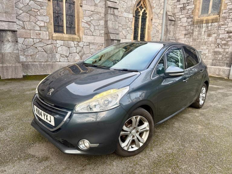 2014 Peugeot 208 1.4 HDi Allure 5dr HATCHBACK Diesel Manual