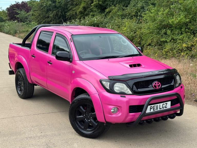 2011 Toyota Hilux 3.0 D-4D Invincible 4WD Euro 5 4dr PICK UP Diesel Manual