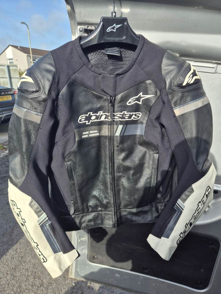 Alpinestars suit 