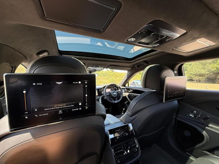 2025 Bentley Flying Spur 4.0 V8 Ultra-Performance 25.9kWh Speed Saloon 4dr Petrol Plug-in Hybrid ...