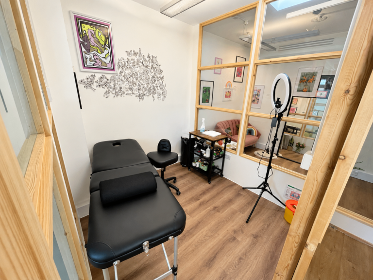 Tattoo Room | Creative Space | Artist Studio to rent in Hackney Central E8