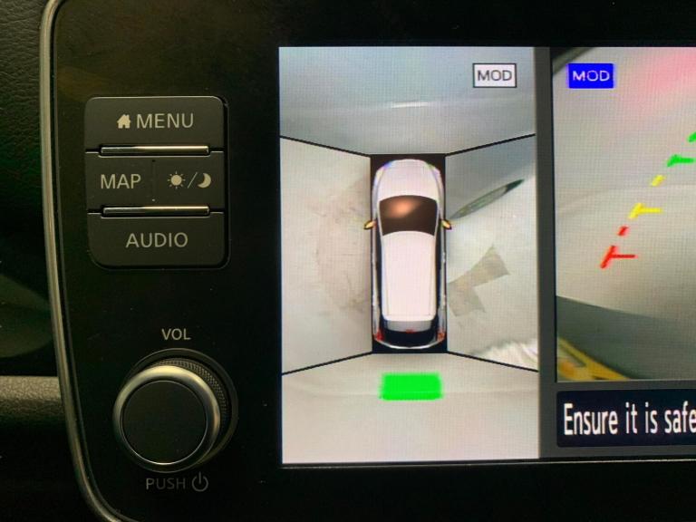 2024 Nissan Leaf 110kW N-Connecta 39kWh 5dr Auto HATCHBACK ELECTRIC Automatic