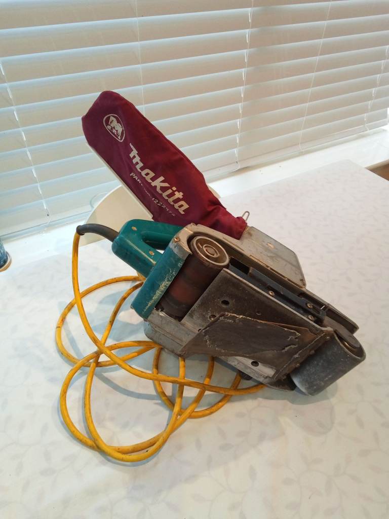 Vintage Makita belt sander Model 9401