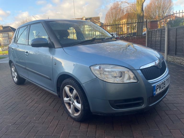SKODA FABIA 1.4 TDI PURE DRIVE 2 110k £35 ROAD TAX 5 DOOR 