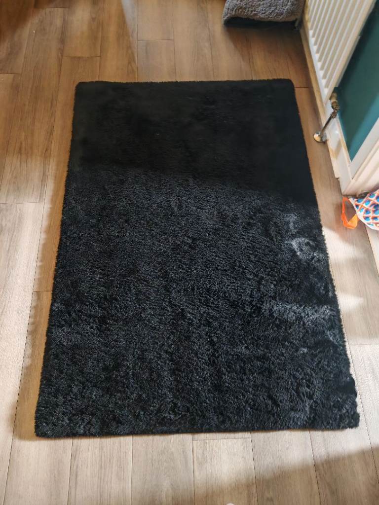 Black fluffy rug