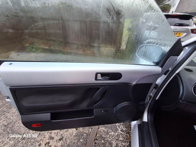 Volkswagen, BEETLE, Convertible, 2007, Semi-Auto, 1984 (cc), 2 doors