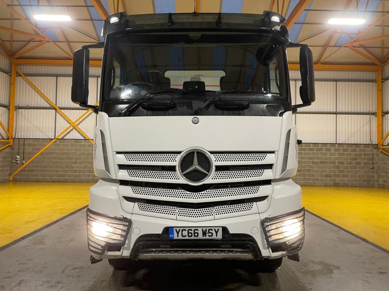 MERCEDES AROCS 3240 8X4 *EURO 6* ALUMINIUM INSULATED TIPPER - 2016 - YC66 WSY