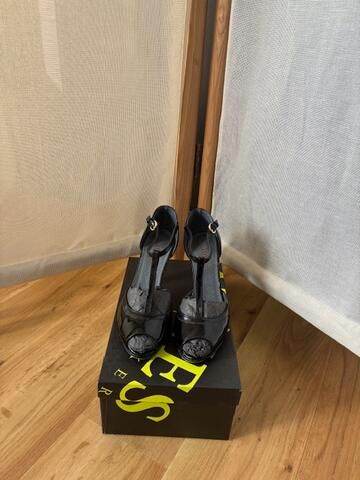 Jones - patent leather sandals